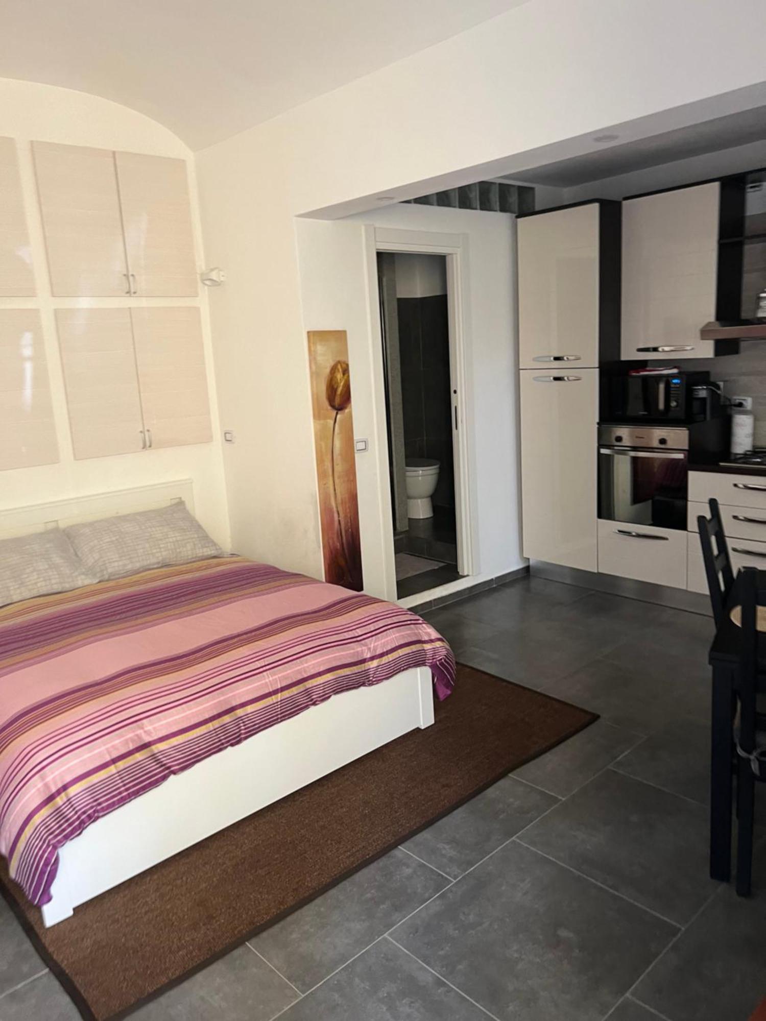 Free ParkingAppartamento Angolo Di Relax!!! Rivoli  Ngoại thất bức ảnh